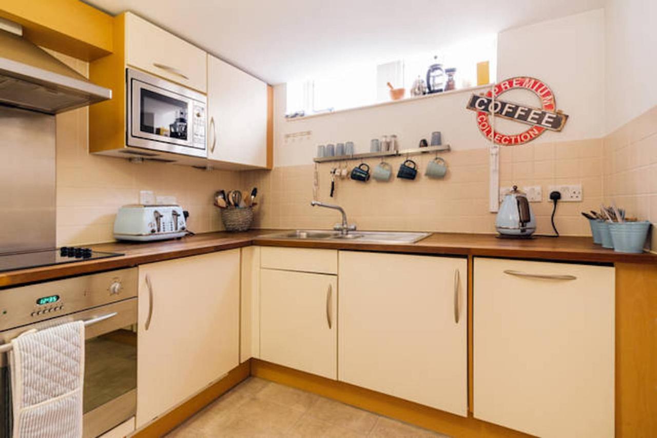 Apartament 2-bed, 2-bath Sanctuary Near Holborn Station, Covent Garden & West End Londra